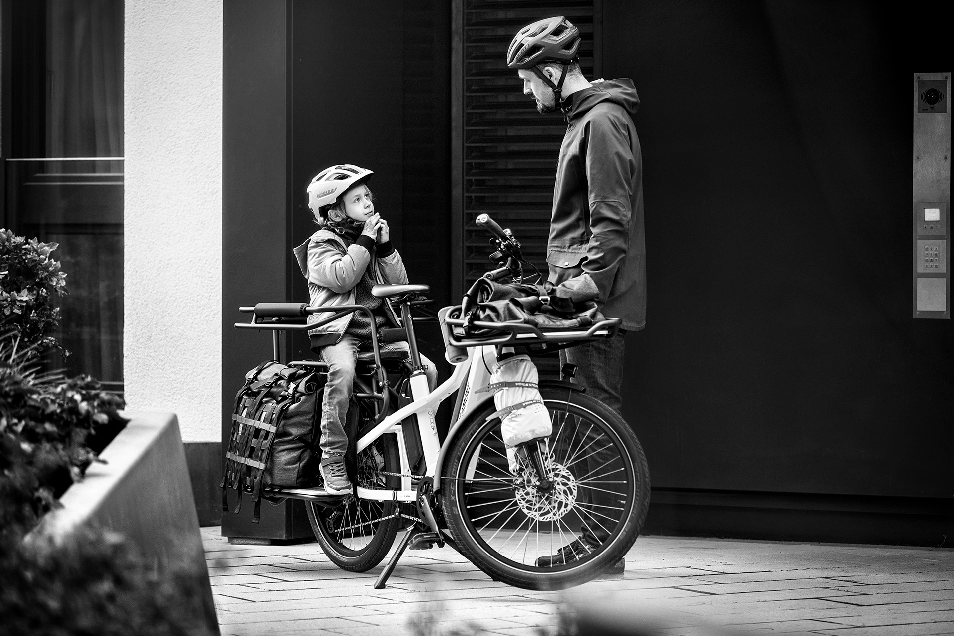 Longtail e-bike veilig naar school Bergamont