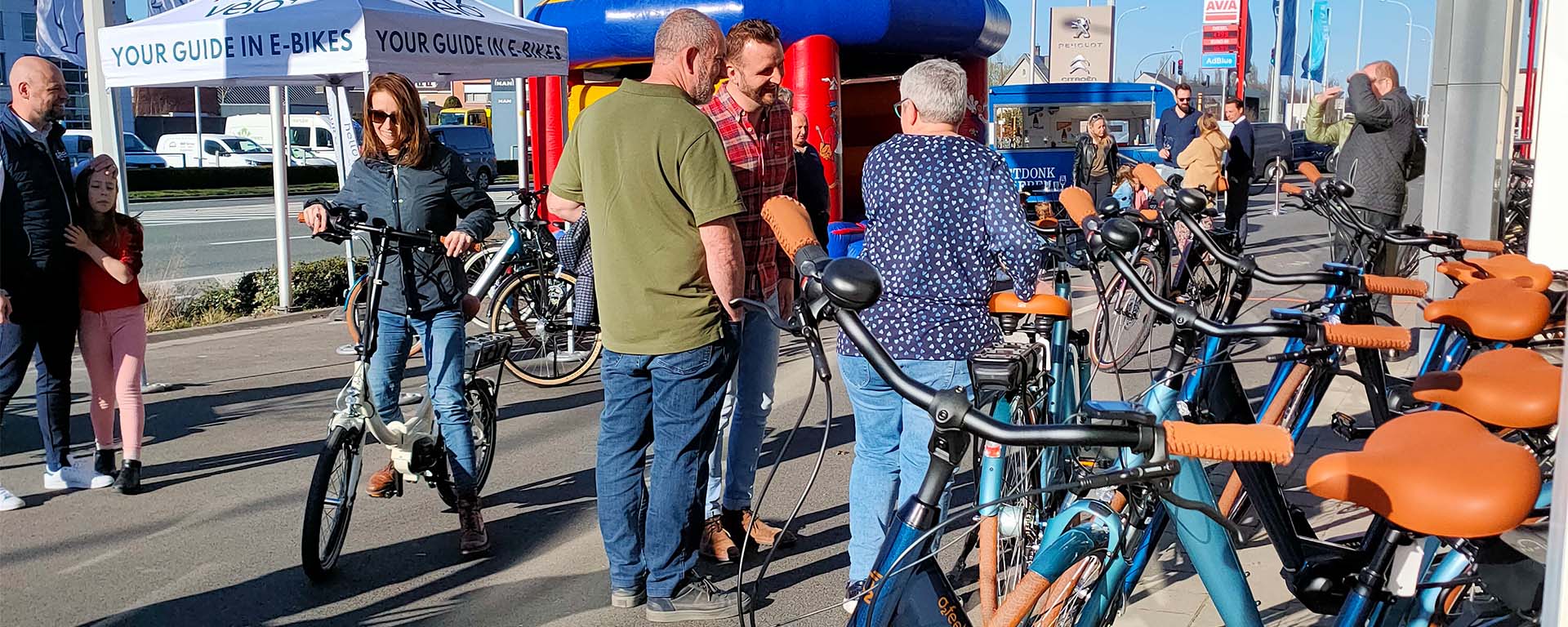 Hello Vélo is gegroeid uit passie voor mobiliteit en fietsen. We zijn ervan overtuigd dat e-bikes het perfecte antwoord is op de toenemende vraag naar duurzaamheid en flexibiliteit in het verkeer.