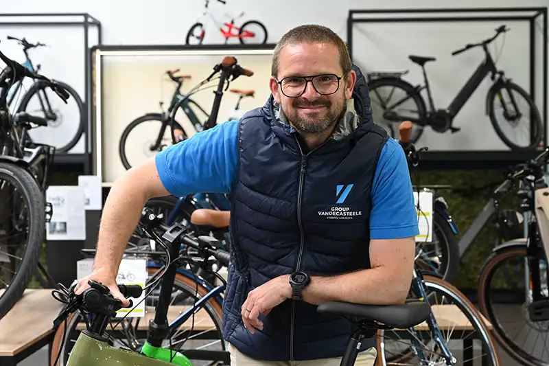 Hello Velo Doornik Tournai fietsenwinkel fietsenmaker ebike